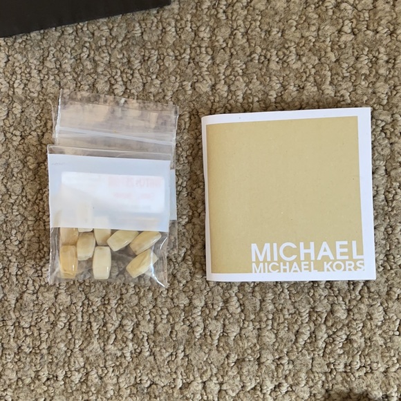 Michael Kors Watch Horn MK5217 - Picture 4 of 4